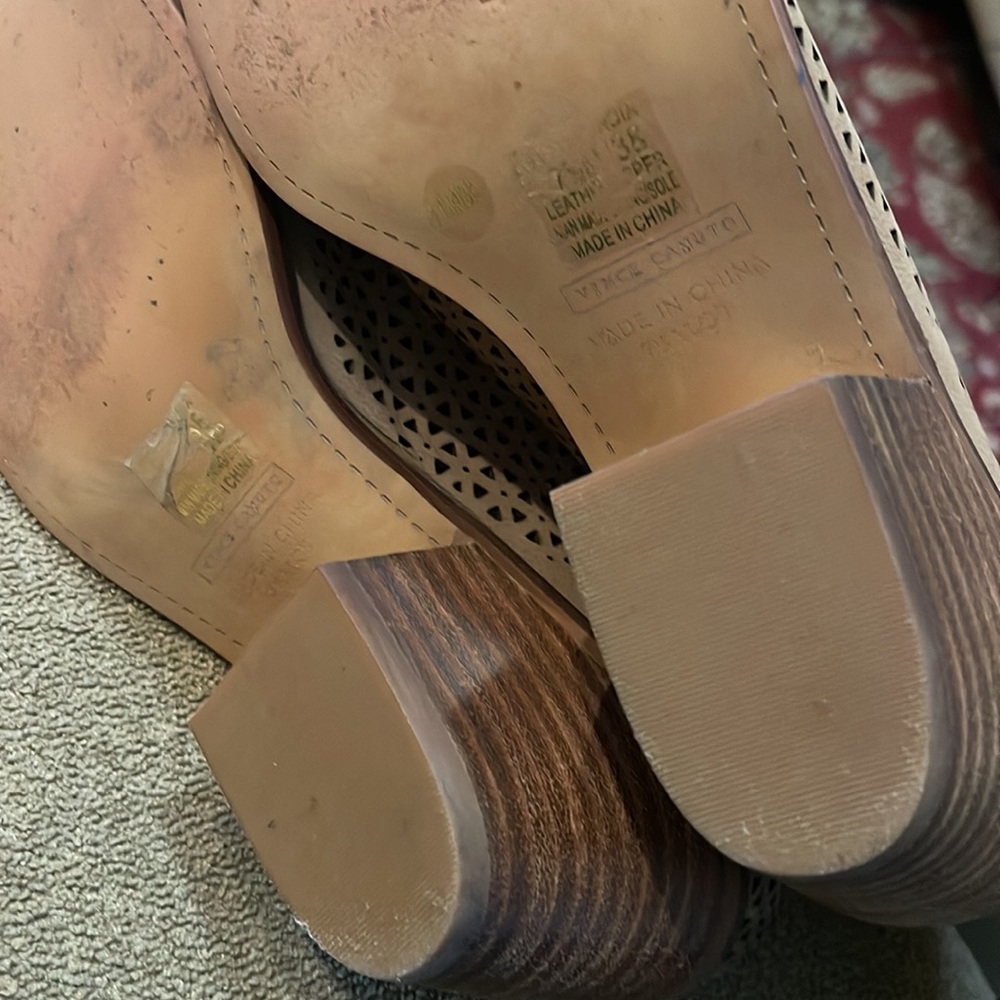 Vince Camuto Mesh Booties Size 7.5 Tan Brown Shoes - Picture 9 of 10